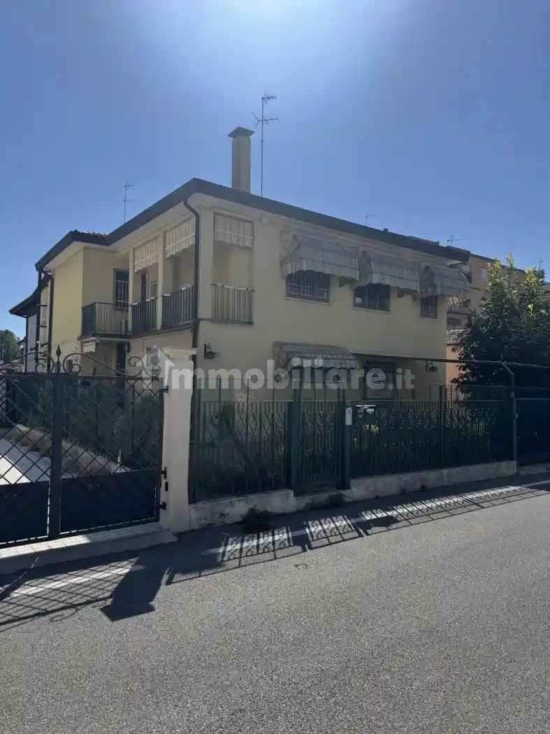 Casa indipendente in vendita a Venezia