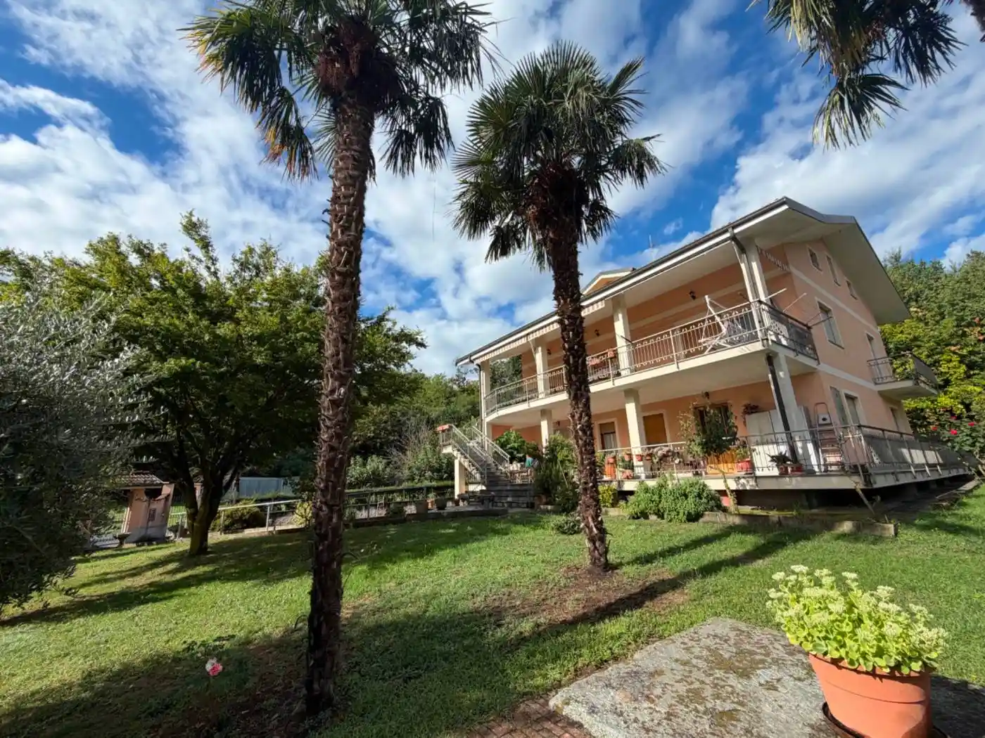 Villa in vendita a Roletto