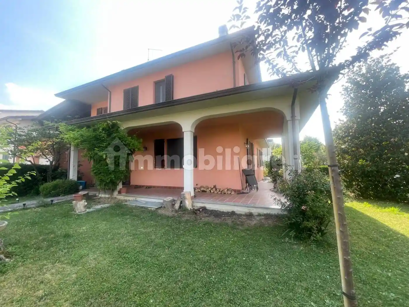Villa in vendita a Piacenza