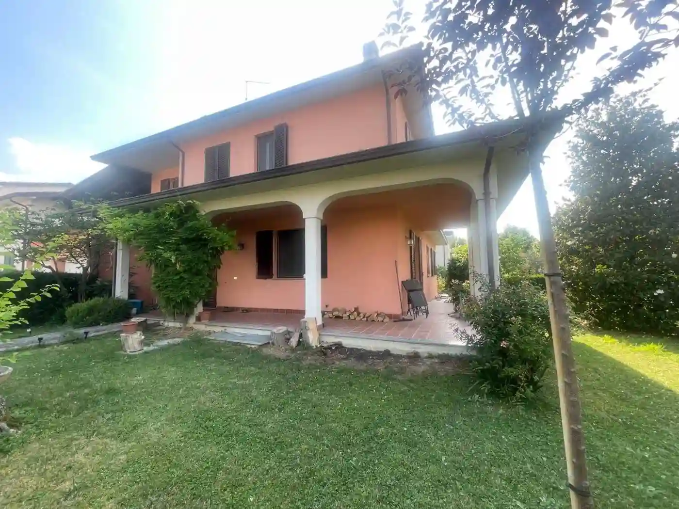 Villa - foto 2