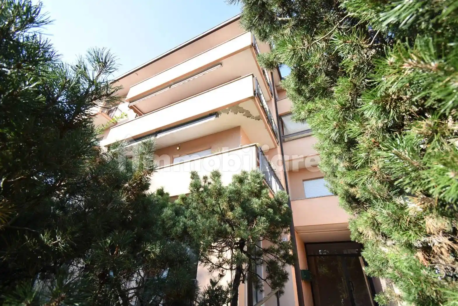 Appartamento in affitto a Merate
