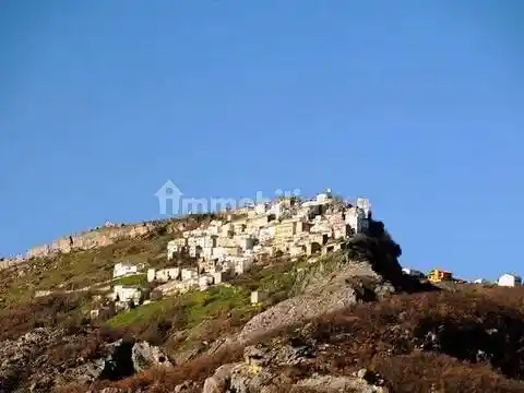 Palazzo - Edificio in vendita a Civitaluparella