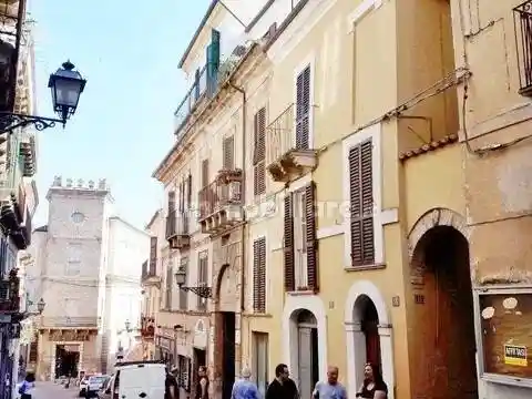 Palazzo - Edificio in vendita a Chieti