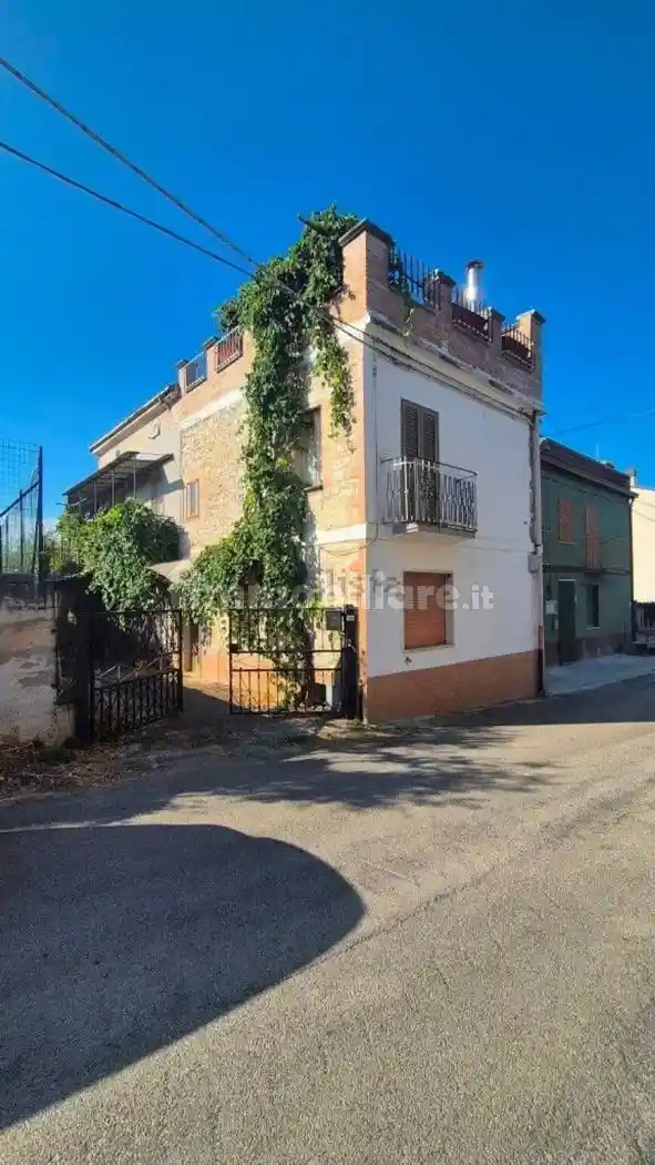 Villa in vendita a Rapino
