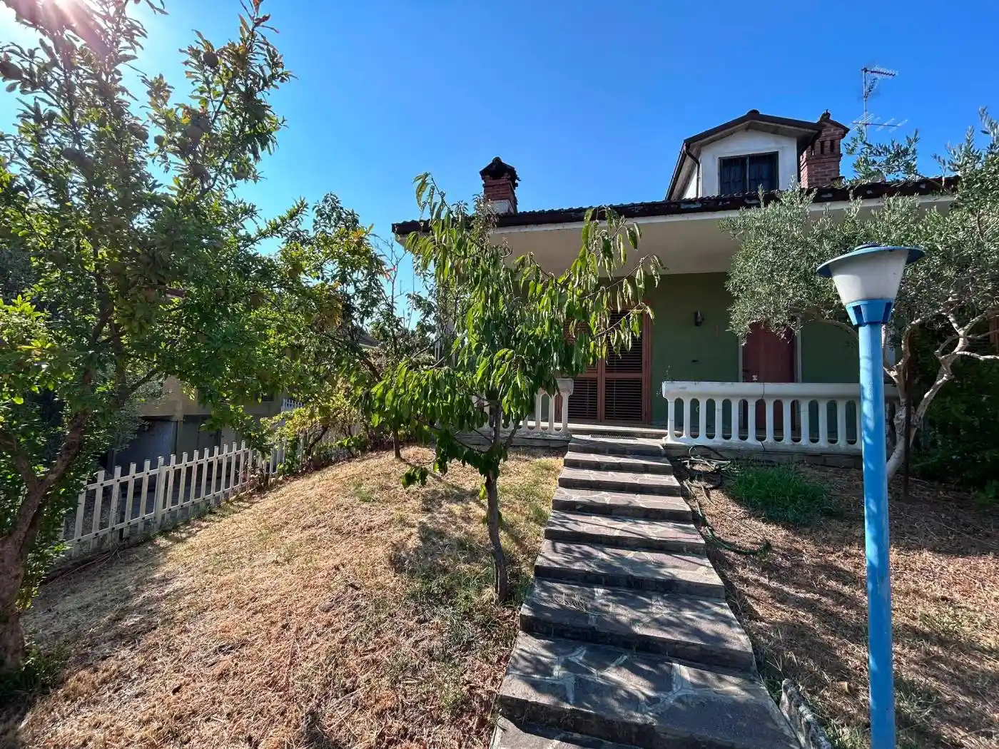 Villa in vendita a Gudo Visconti