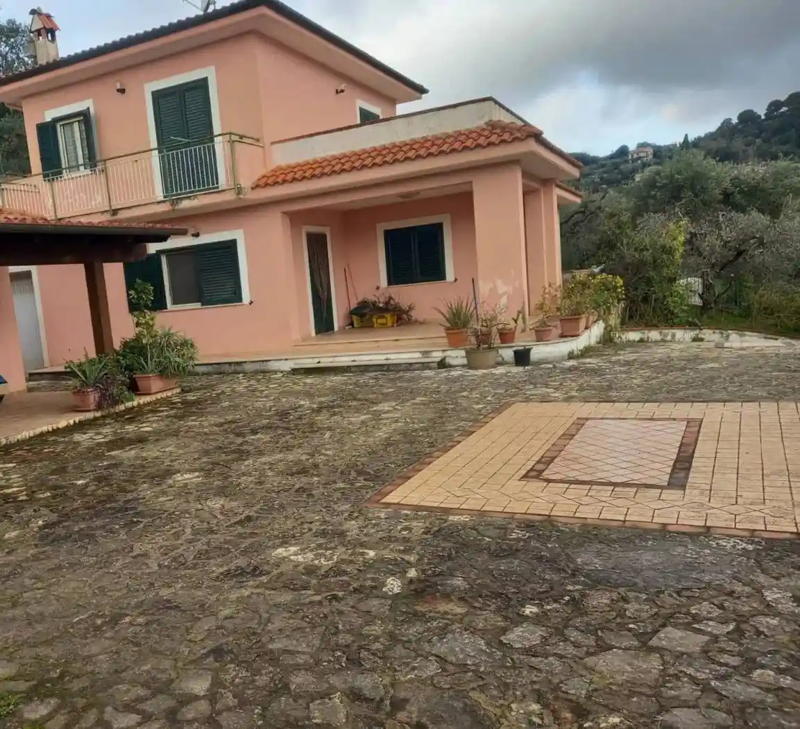 Villa in vendita a Itri