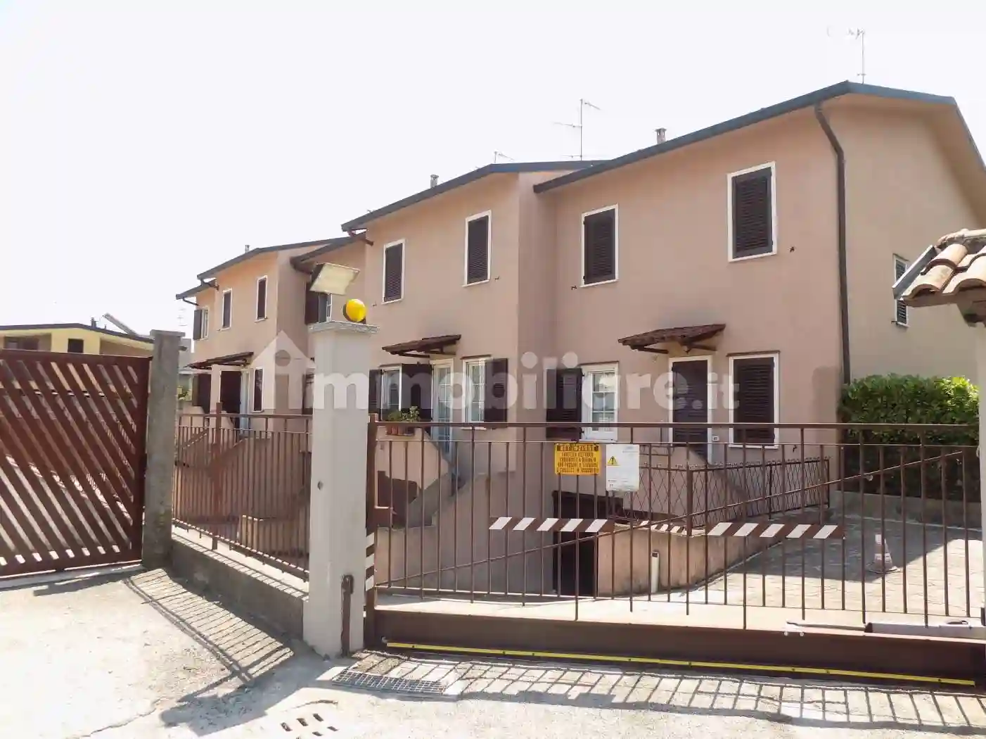 Villetta a schiera - foto 2