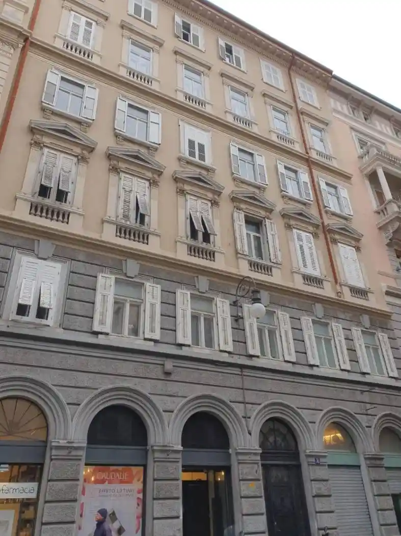 Appartamento in affitto a Trieste