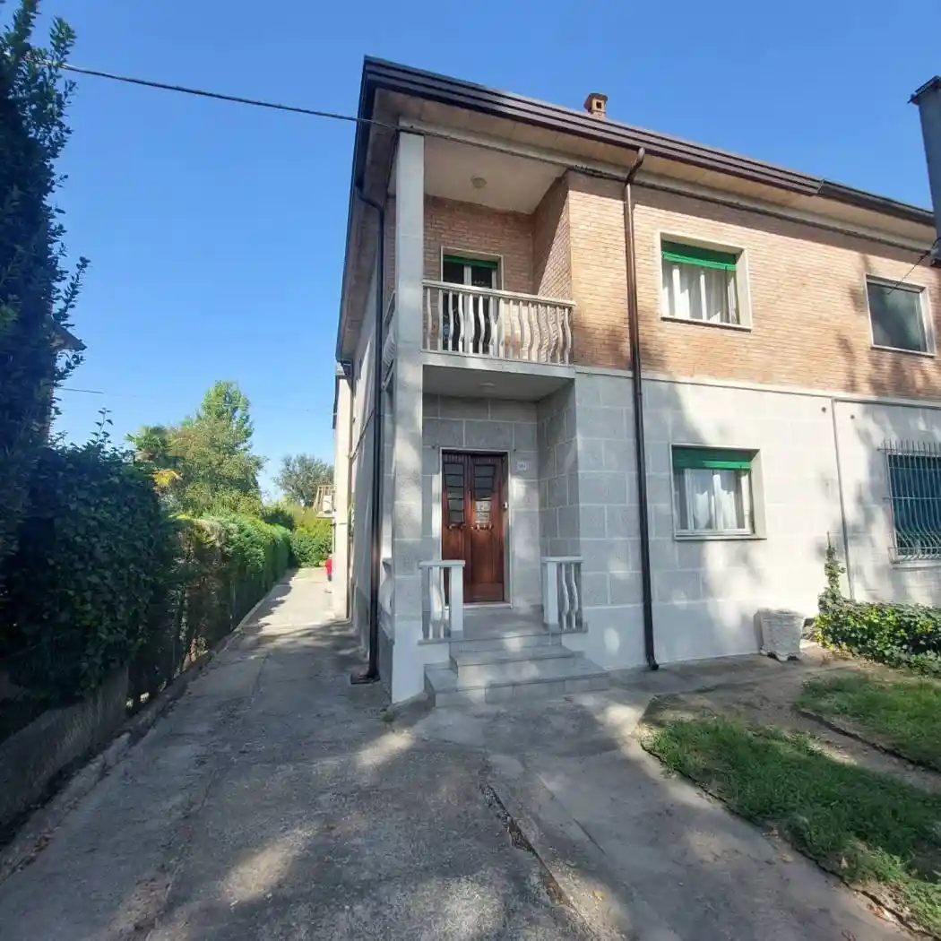 Villa in vendita a Ferrara