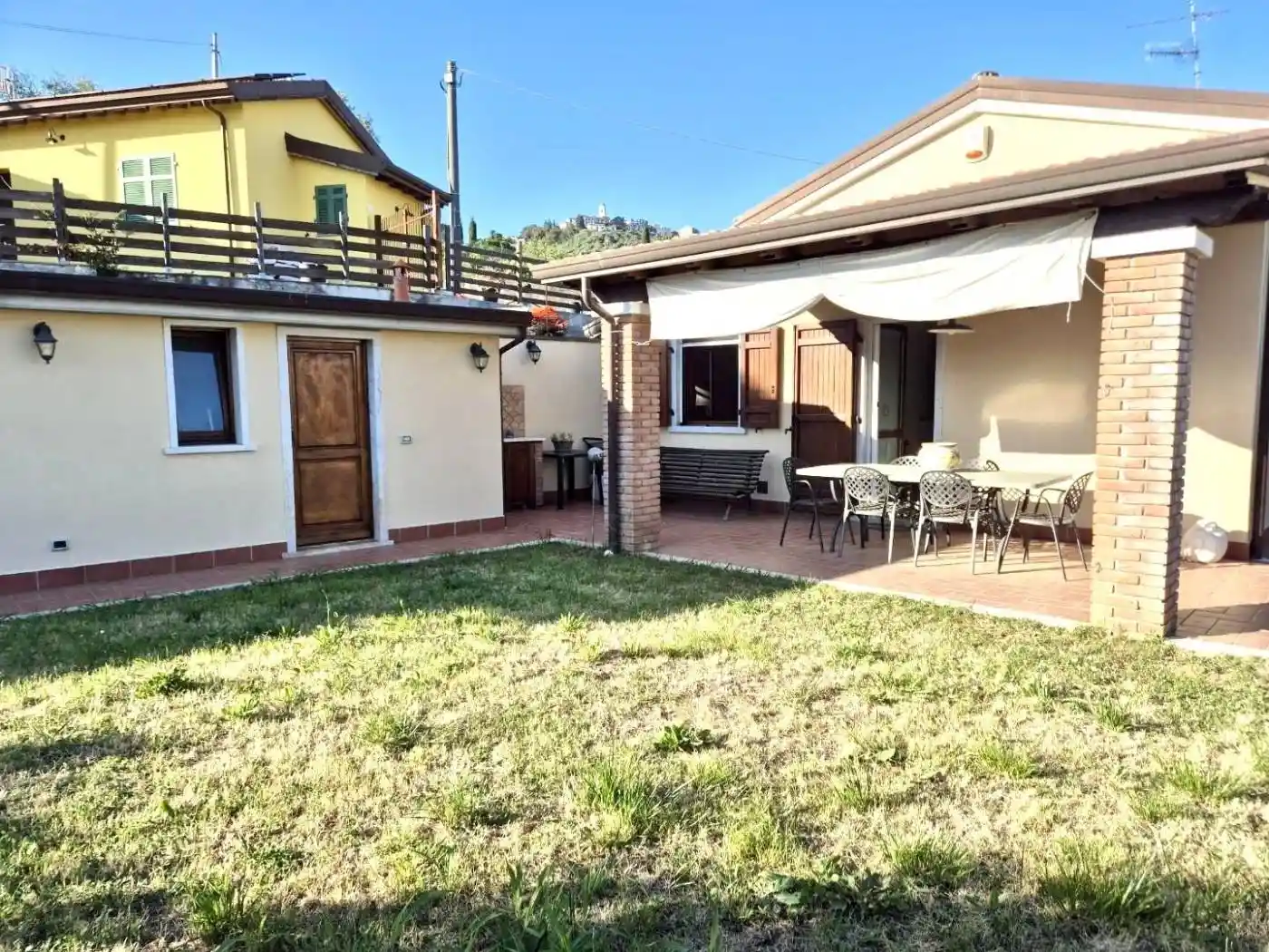 Villa in vendita a Castelnuovo Magra
