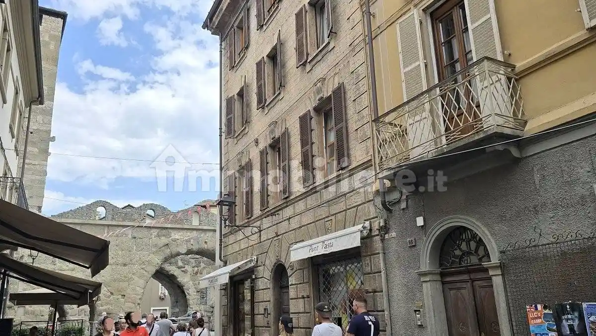 Appartamento in vendita a Aosta