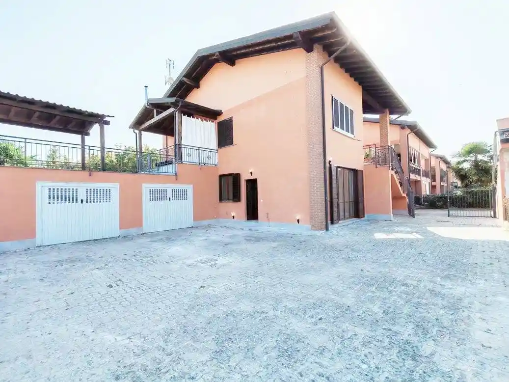Appartamento in vendita a Giussago