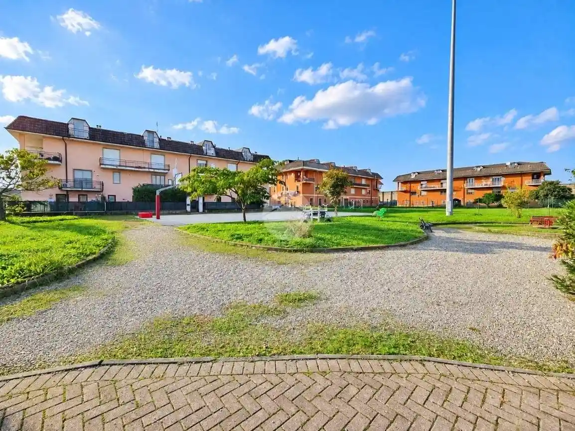 Appartamento in vendita a Rondissone