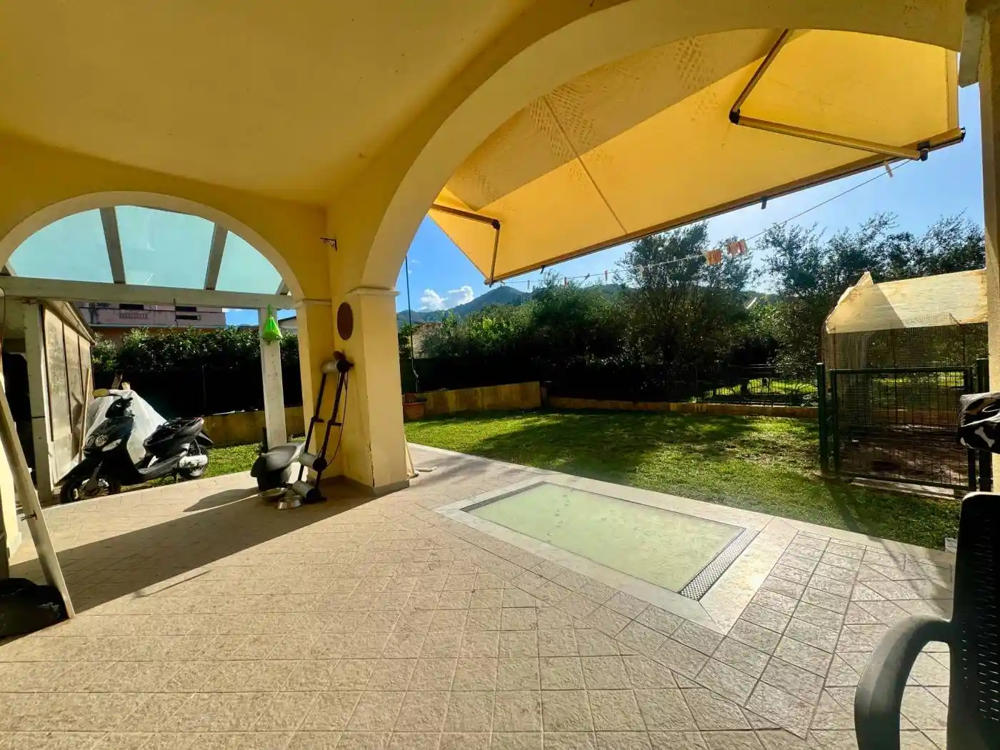 Villa in vendita a Luni