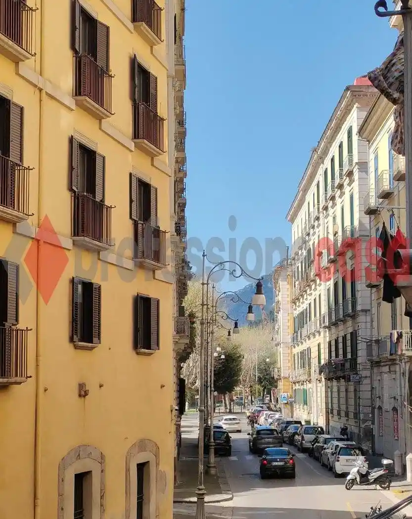 Appartamento in vendita a Salerno