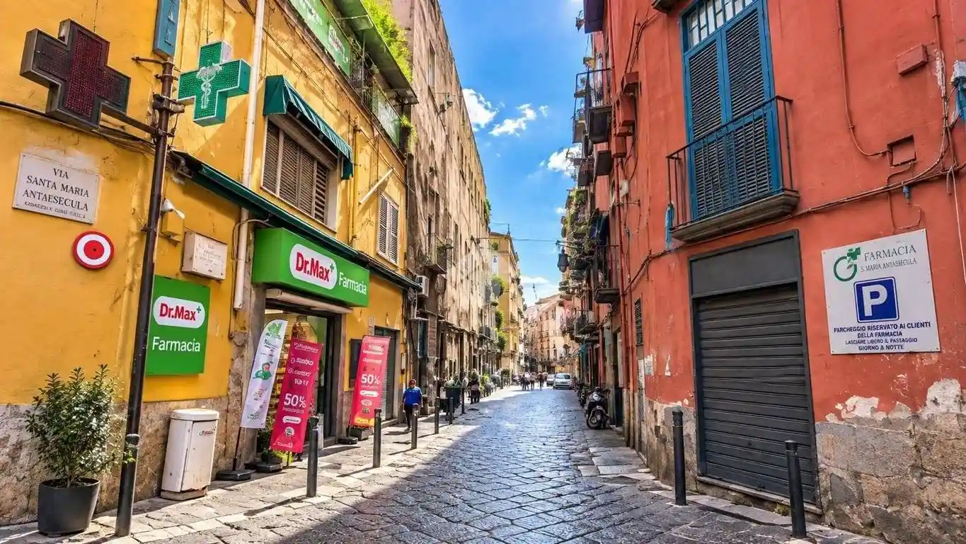 Appartamento in vendita a Napoli