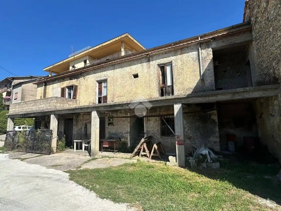 Rustico - Casale in vendita a Veroli