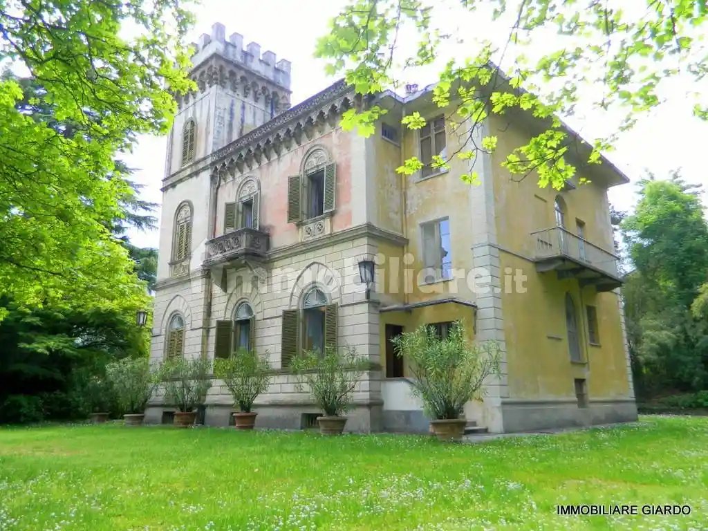 Villa in vendita a Giaveno
