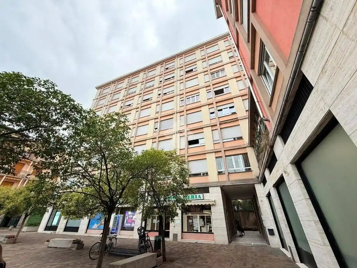 Appartamento in vendita a Villasanta
