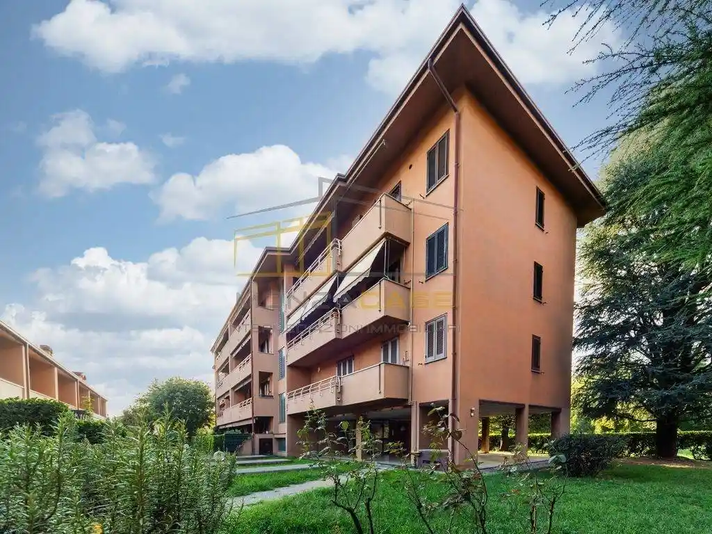Appartamento in vendita a Macherio