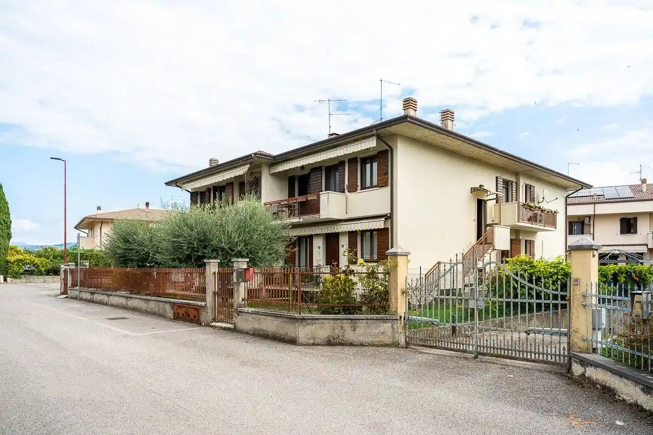 Appartamento in vendita a Colognola Ai Colli