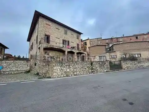 Palazzo - Edificio in vendita a Castelnuovo Berardenga