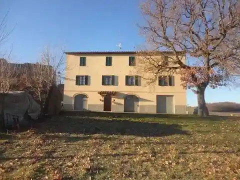 Appartamento in vendita a Chiusdino