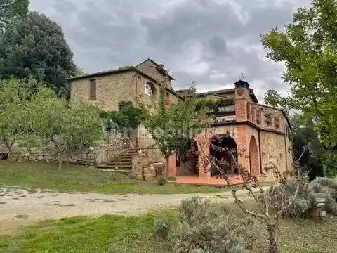 Rustico - Casale in vendita a Sinalunga