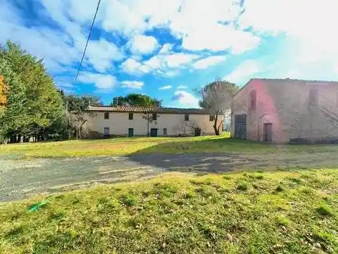 Rustico - Casale in vendita a Pomarance