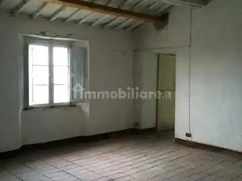 Appartamento in vendita a Chiusdino