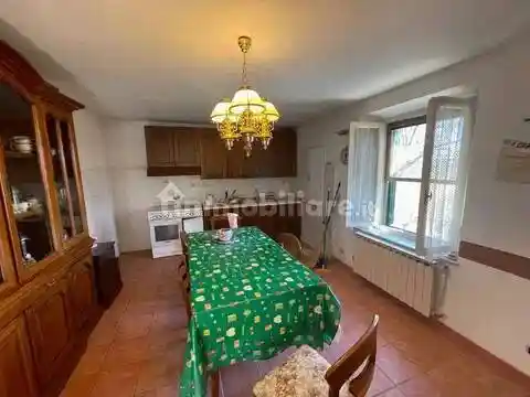 Appartamento in vendita a Chiusdino