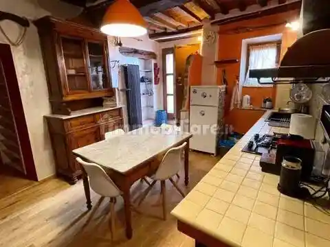 Appartamento in vendita a Sinalunga