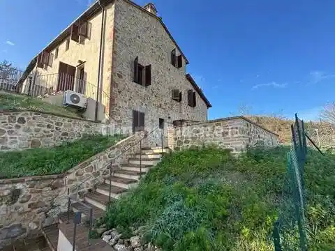Appartamento in vendita a Sovicille