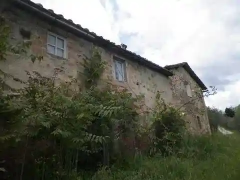 Rustico - Casale in vendita a Siena