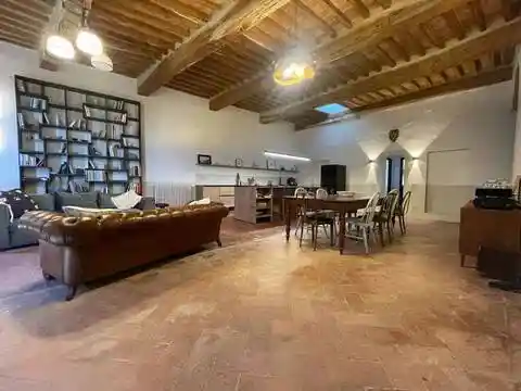 Appartamento in vendita a Colle di Val d'Elsa