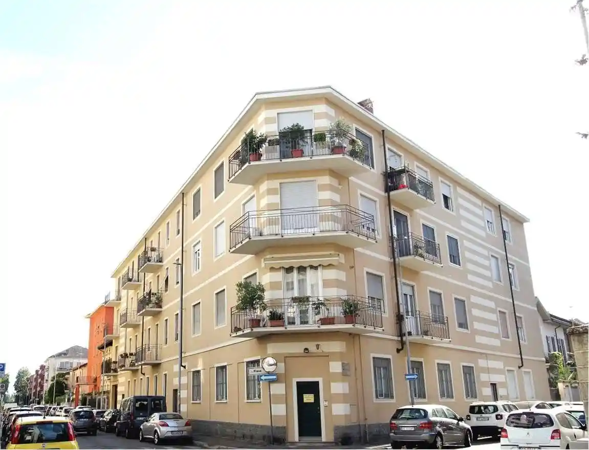 Appartamento in vendita a Novara