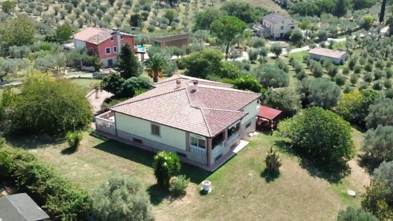 Villa - foto 3