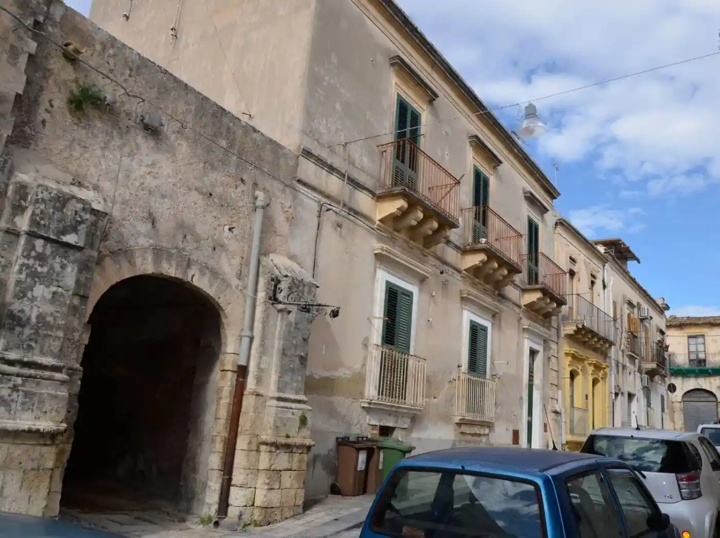 Palazzo - Edificio in vendita a Noto