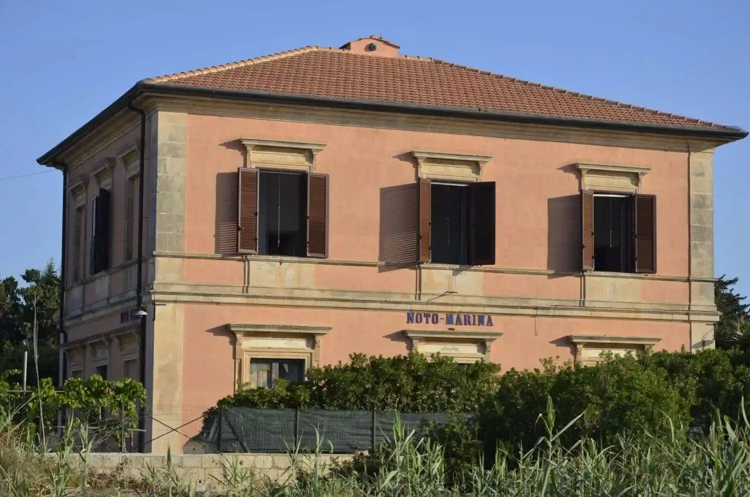 Palazzo - Edificio in vendita a Noto