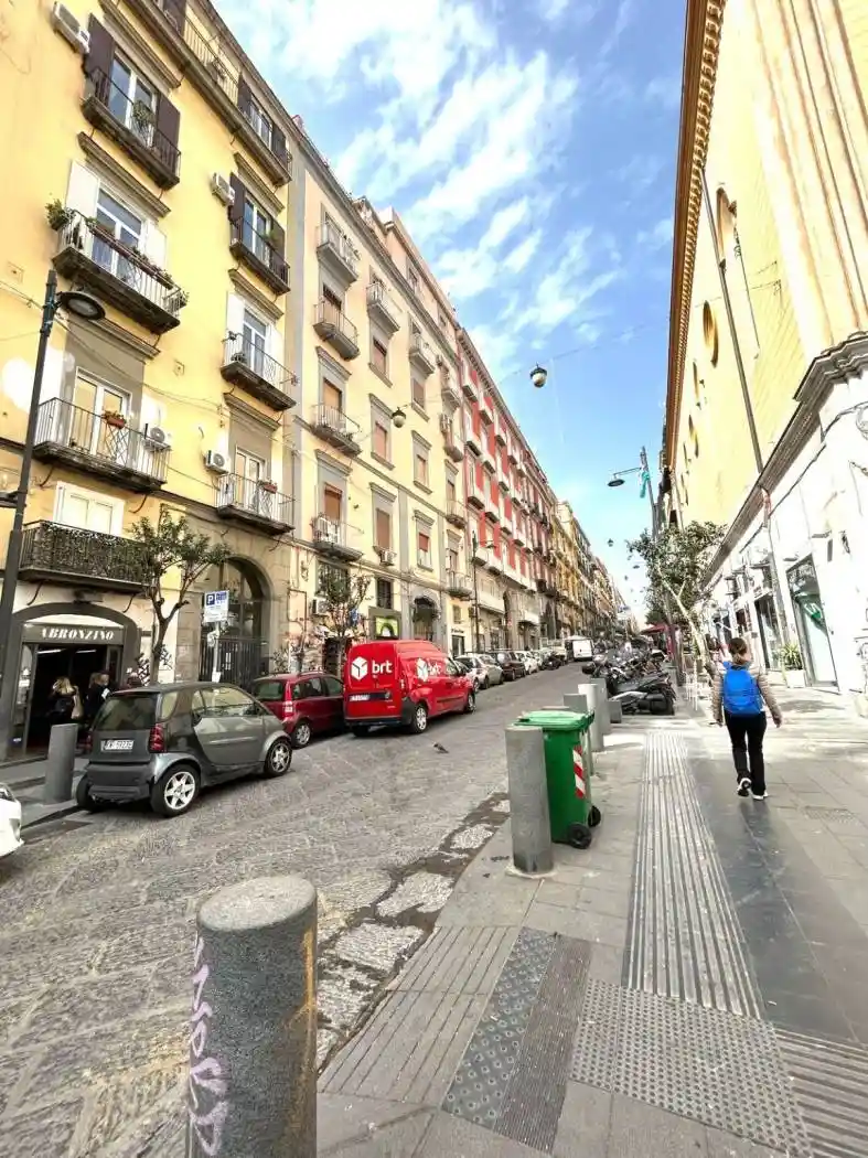 Appartamento in vendita a Napoli