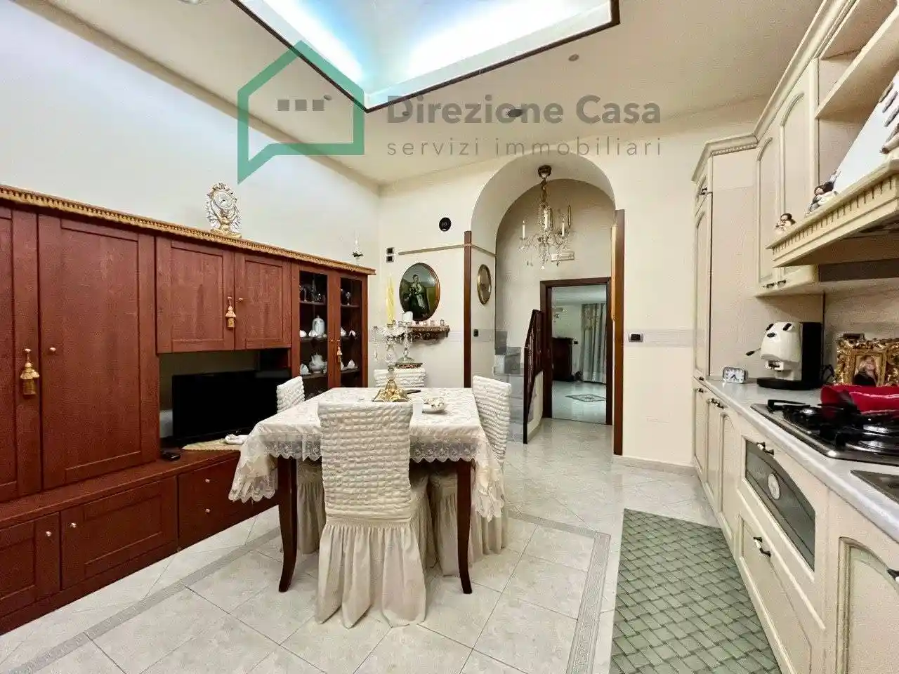 Appartamento in vendita a Napoli