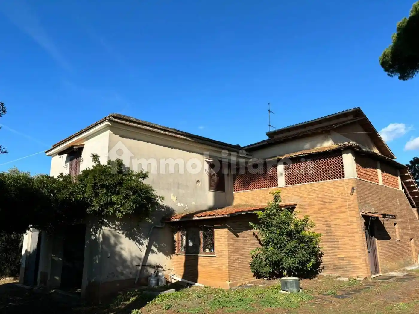 Rustico - Casale in vendita a Genzano di Roma