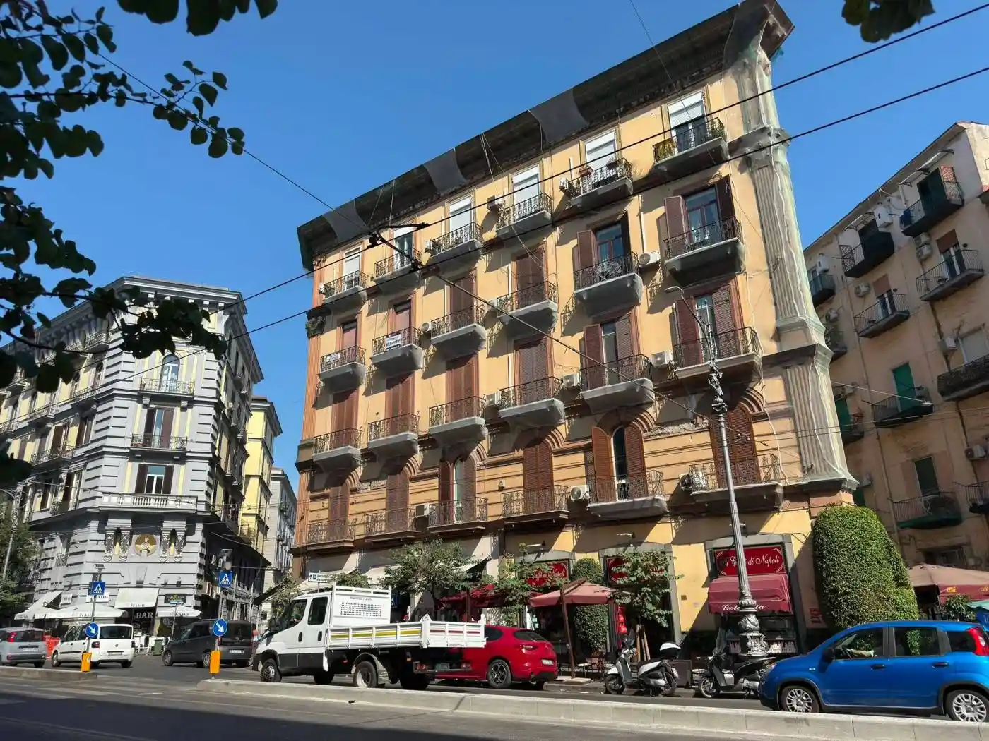 Appartamento in vendita a Napoli
