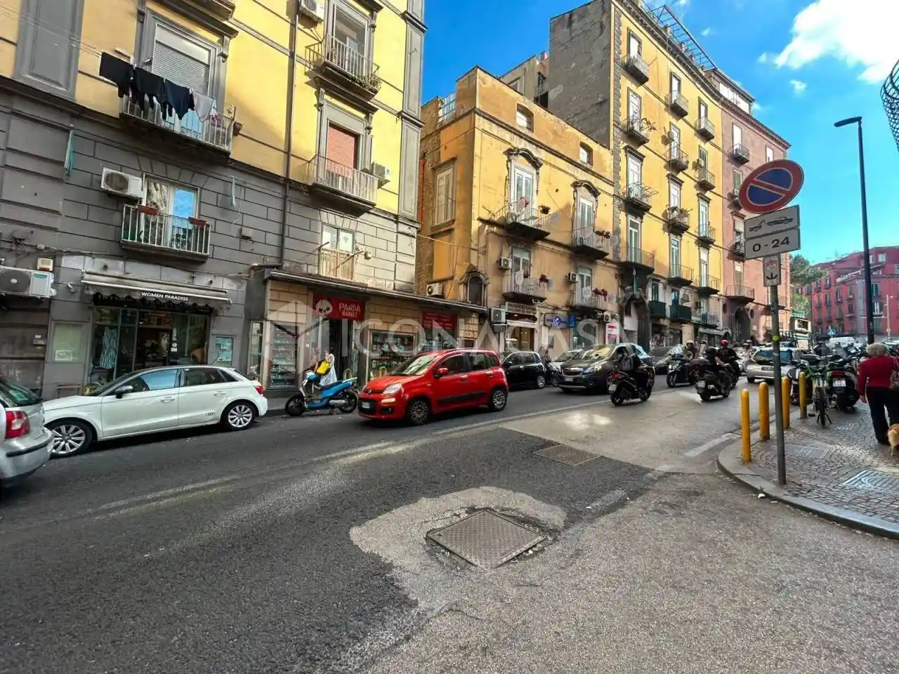 Appartamento in vendita a Napoli
