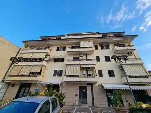 Appartamento in vendita a Curti