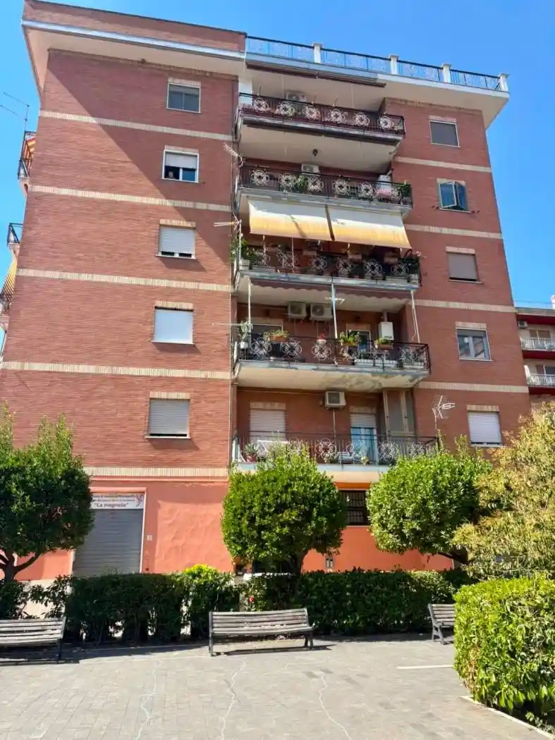 Appartamento in vendita a Guidonia Montecelio