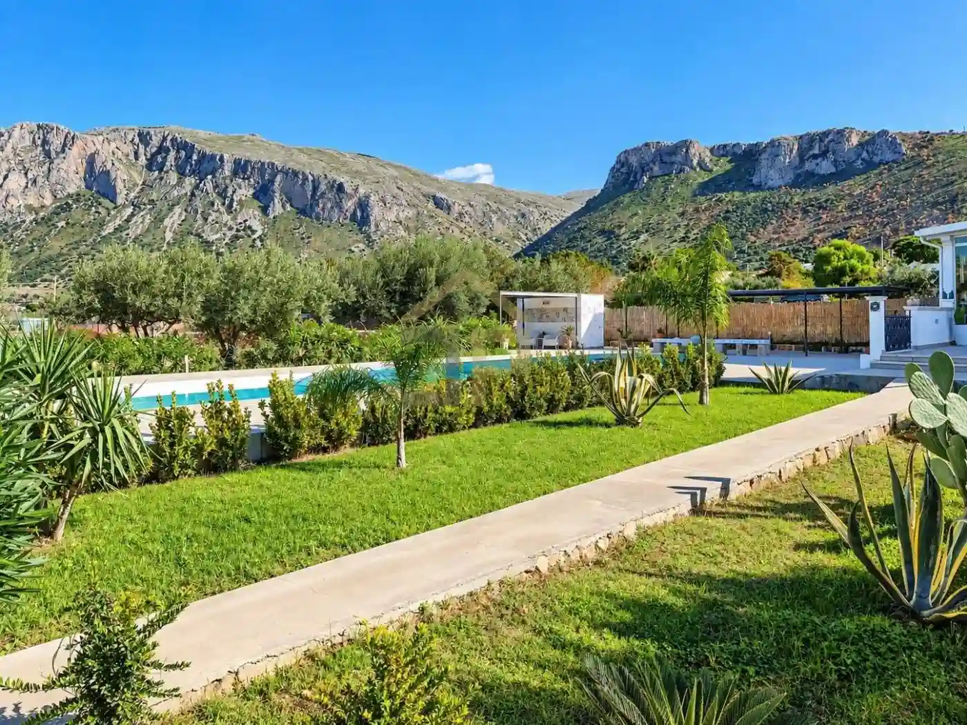Villa - foto 3