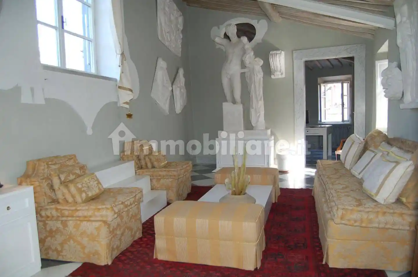 Casa indipendente in vendita a Carrara