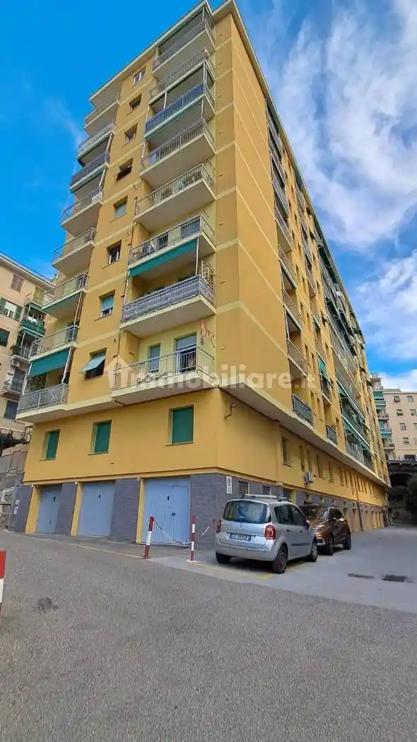 Appartamento in vendita a Genova