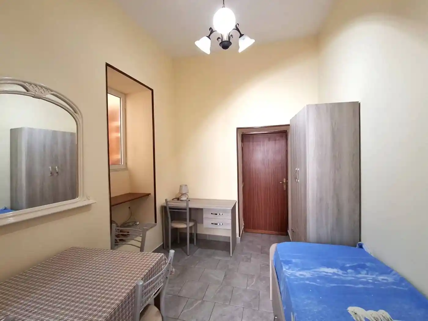 Appartamento in affitto a Napoli